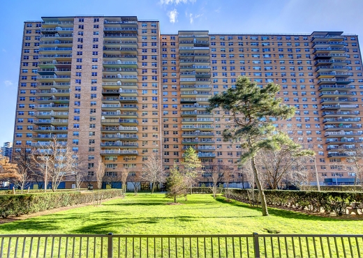 Trump Village West - Section 4